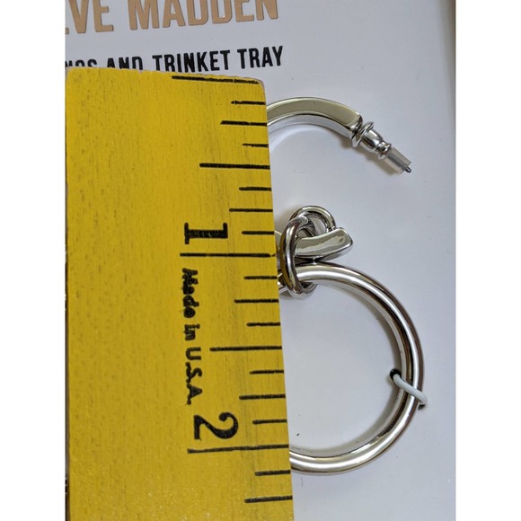 Steve Madden Silver-Tone Hoop Earring snake print Trinket Tray Gift Set MSRP $32 - Picture 2 of 4